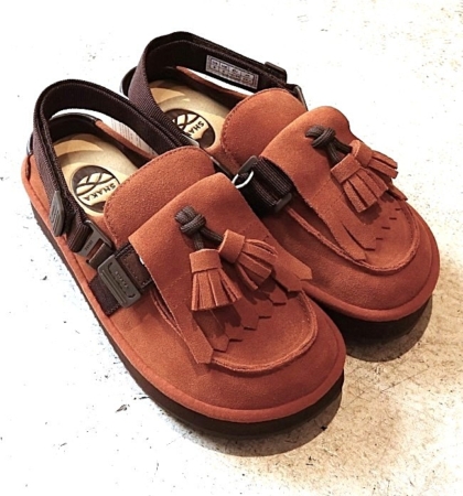  SHAKA MOC MULE TASSEL SUEDE